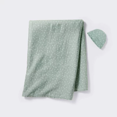 Hospital Muslin Swaddle And Hat Gift Set - 2ct - Green - Cloud Island™ 4 Hospital Muslin Swaddle And Hat Gift Set - 2ct - Green - Cloud Island™ - Image 4