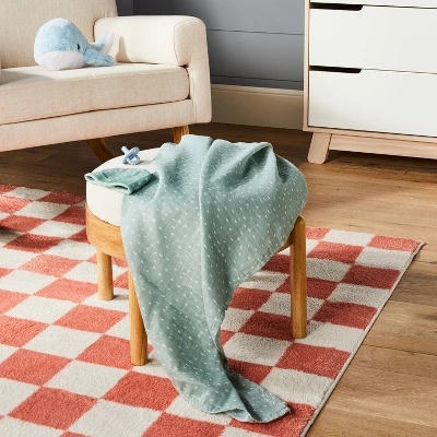 Hospital Muslin Swaddle And Hat Gift Set - 2ct - Green - Cloud Island™ 1 Hospital Muslin Swaddle And Hat Gift Set - 2ct - Green - Cloud Island™